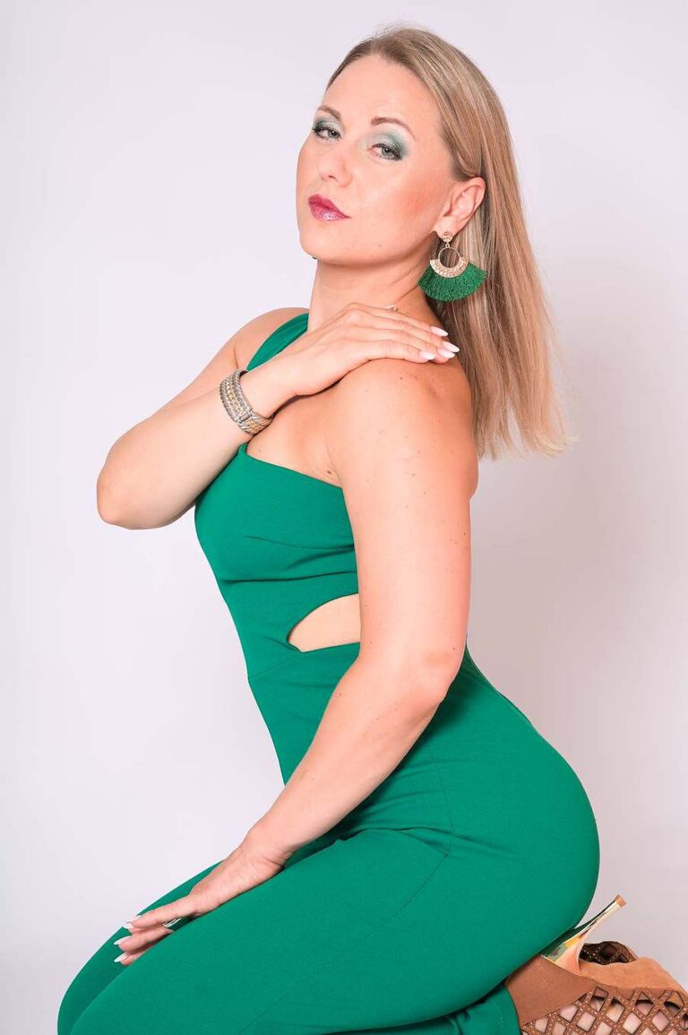 Anastasia Susi. Foto Bio
